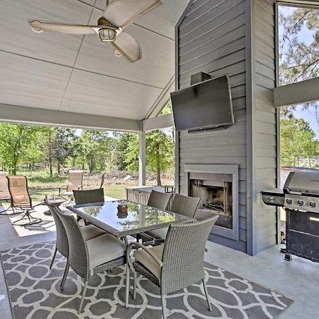 Modern Retreat With Gas Grill - Walk To Lake Texoma! Kingston Exterior photo