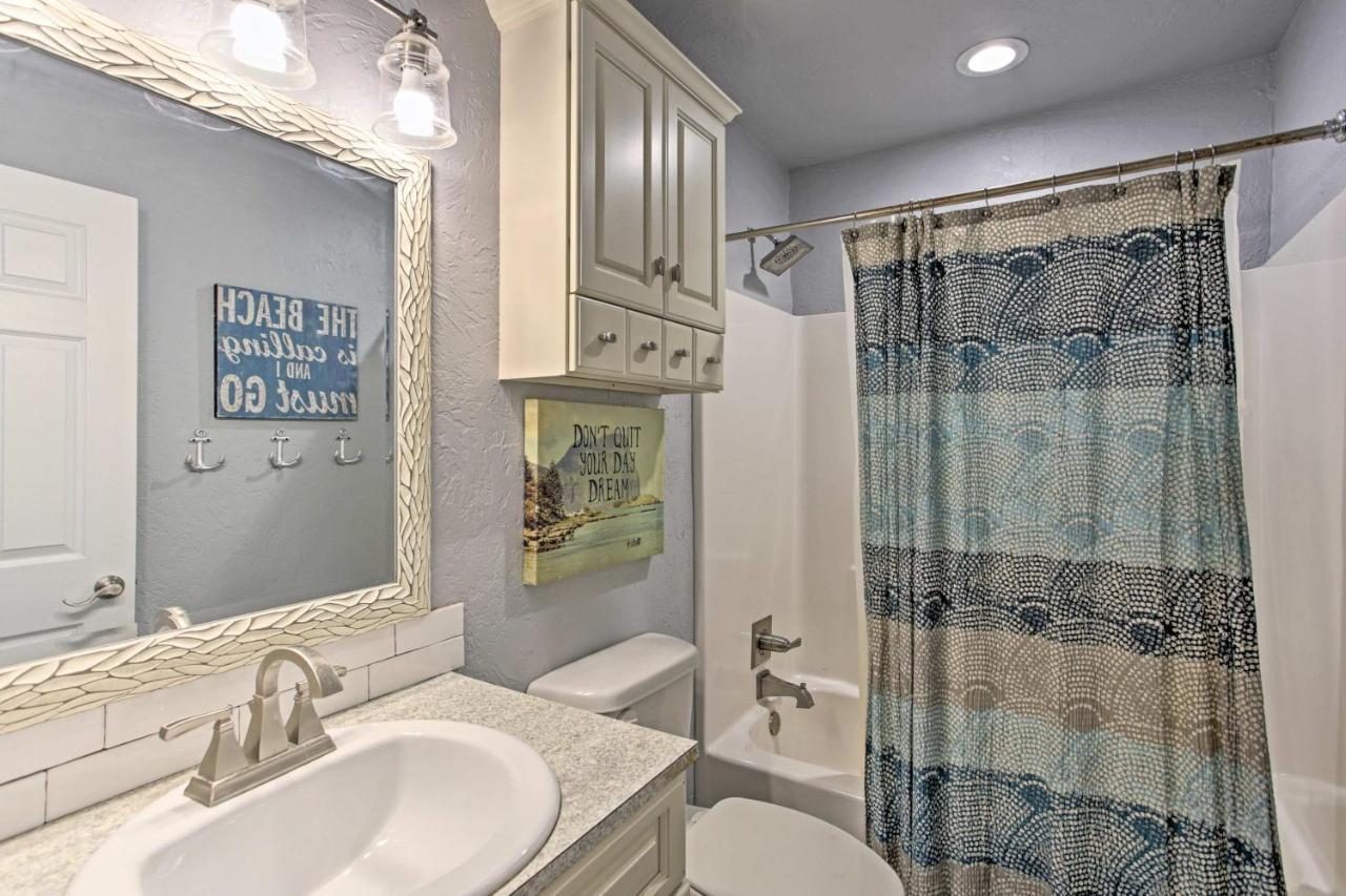 Modern Retreat With Gas Grill - Walk To Lake Texoma! Kingston Exterior photo